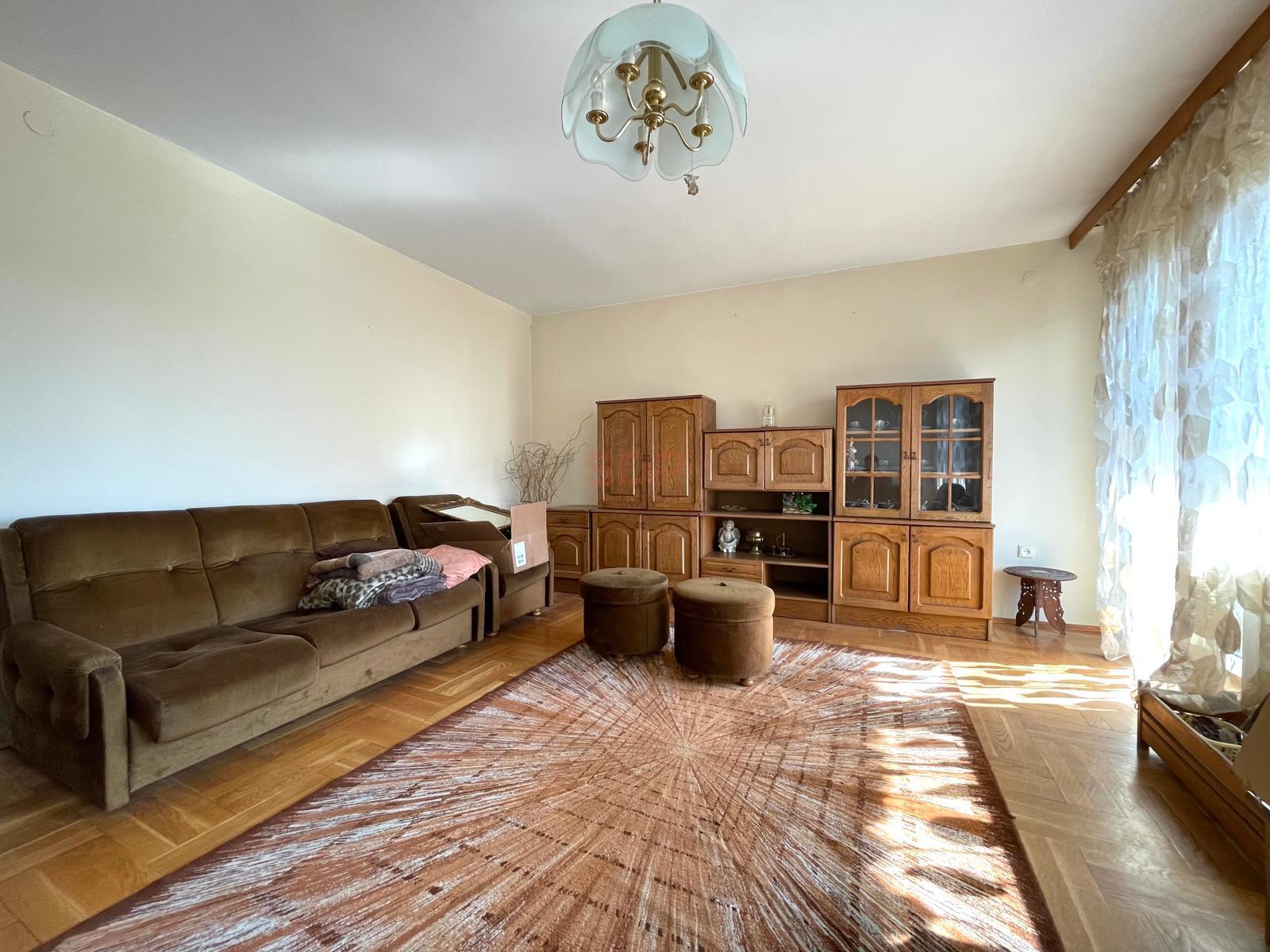 Gotowy dom szeregowy z możliwością wydzielenia osobnego lokalu-1