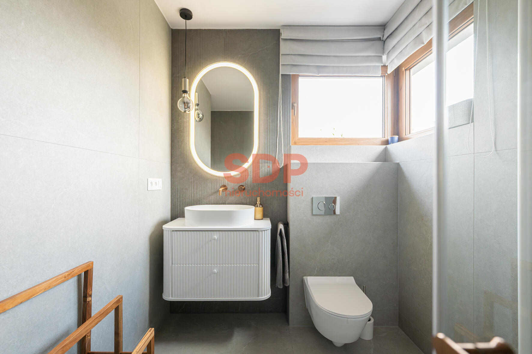 Dom we Wrocławiu | Przestronny | Ogród | Taras | Garaż w bryle budynku-10