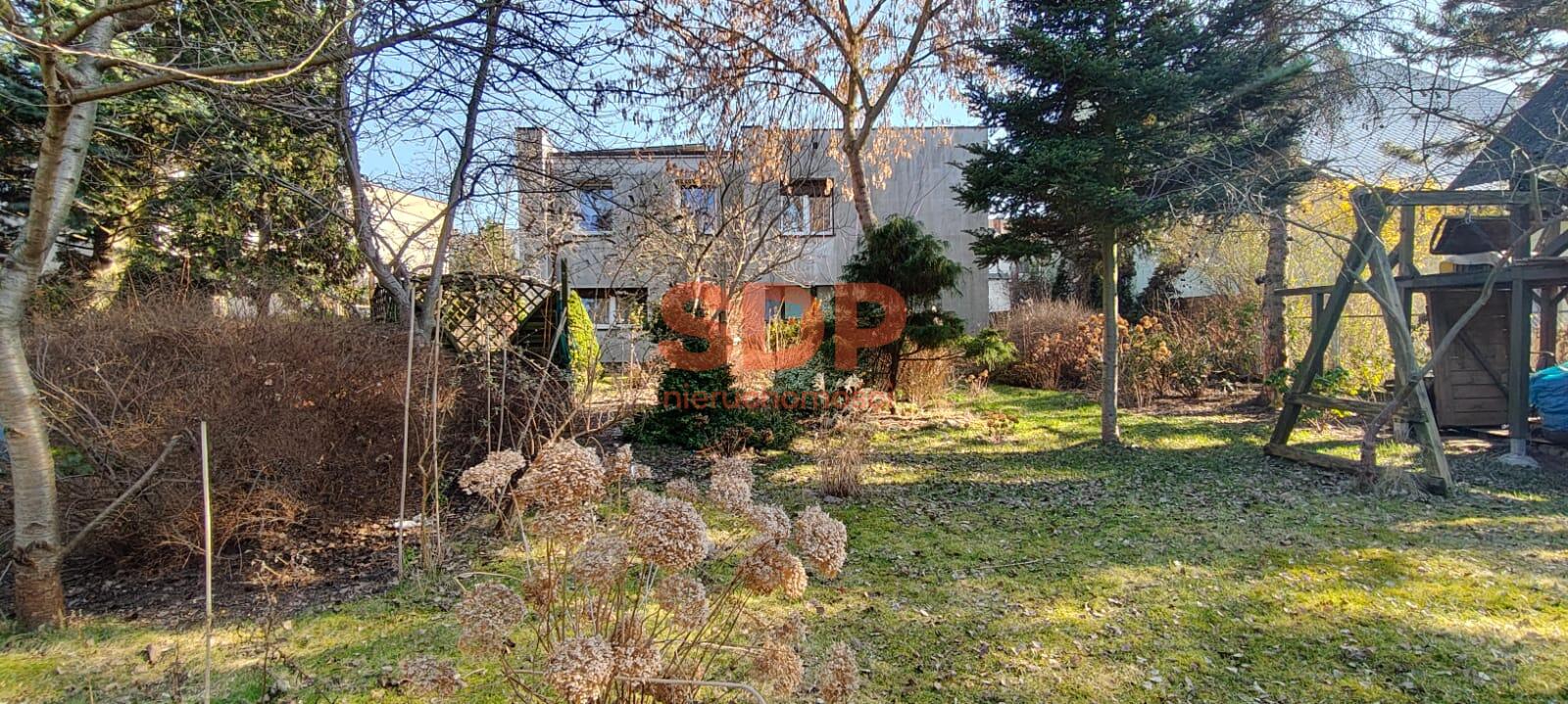 dom wolnostojący Radwanice-5