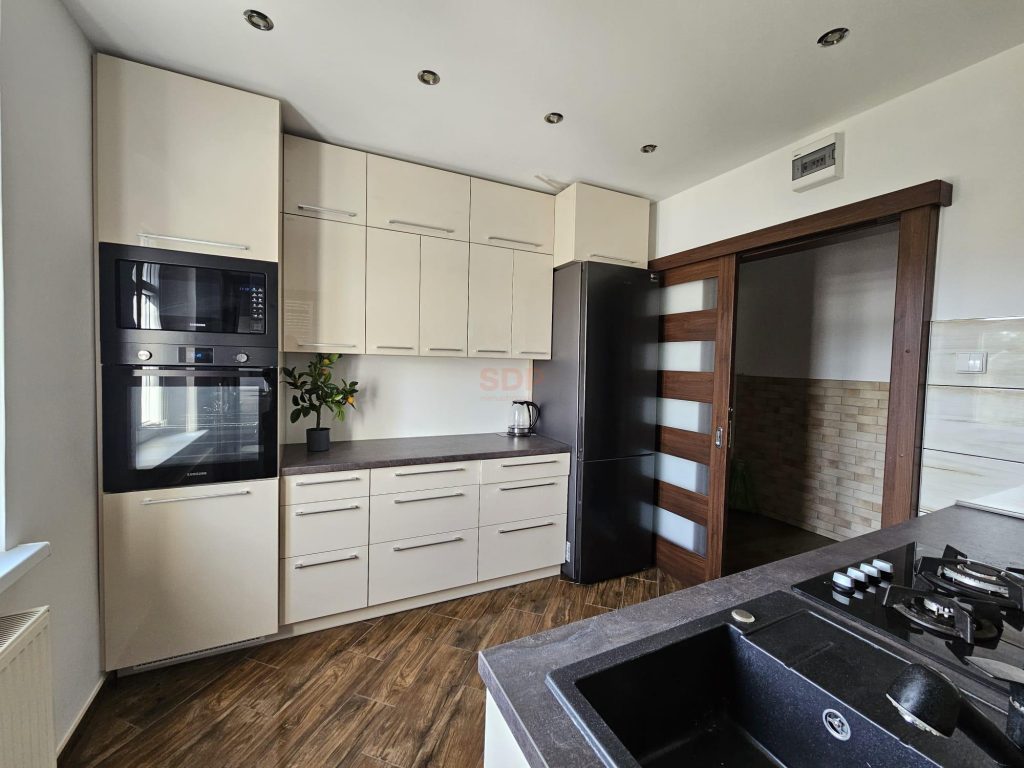 Kawalerka o pow.29,70 m2| Oleśnica|1,3km od dworca-0