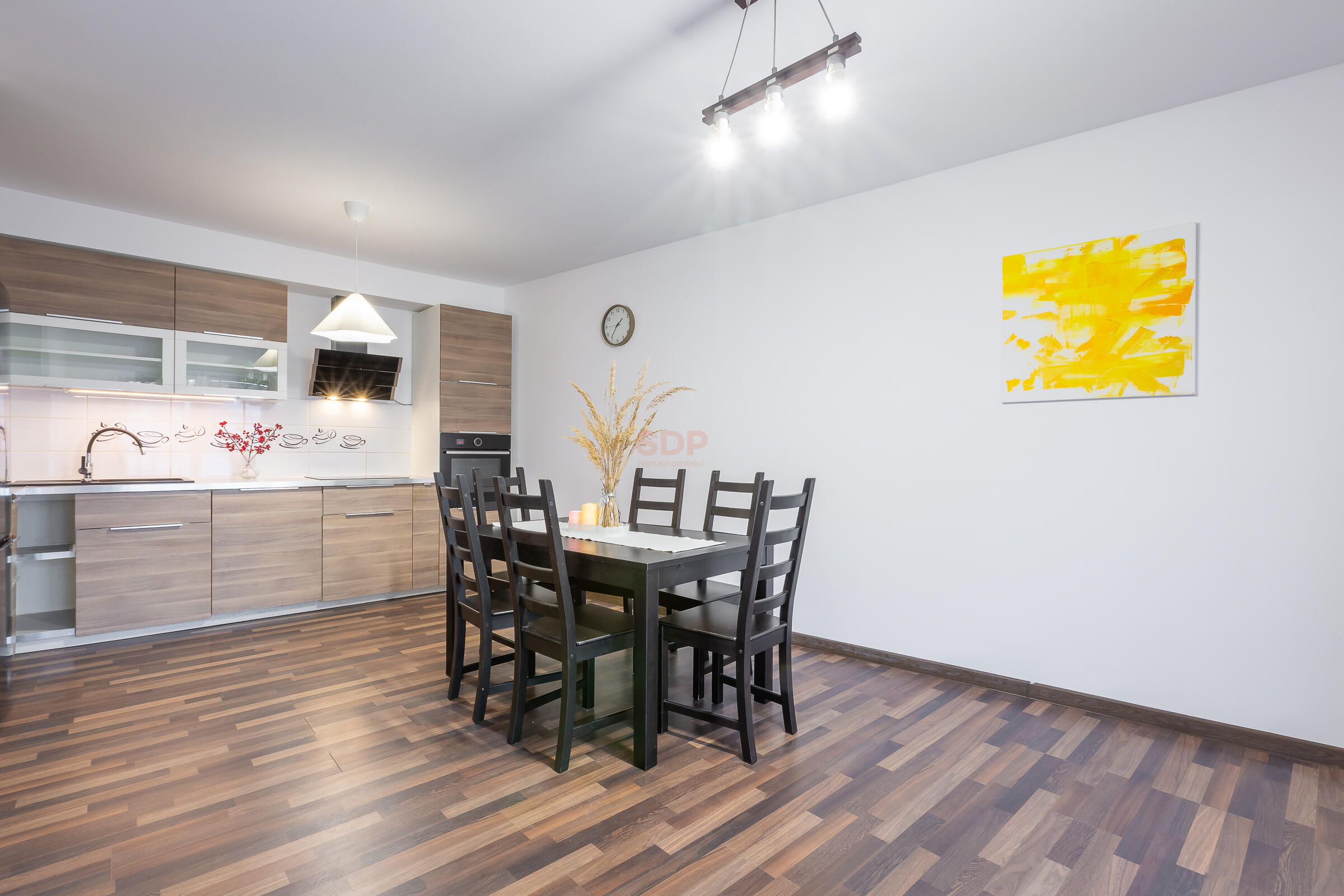 REZERWACJA – 3 pokoje | duży balkon | komórka lok. | miejsce post.-2