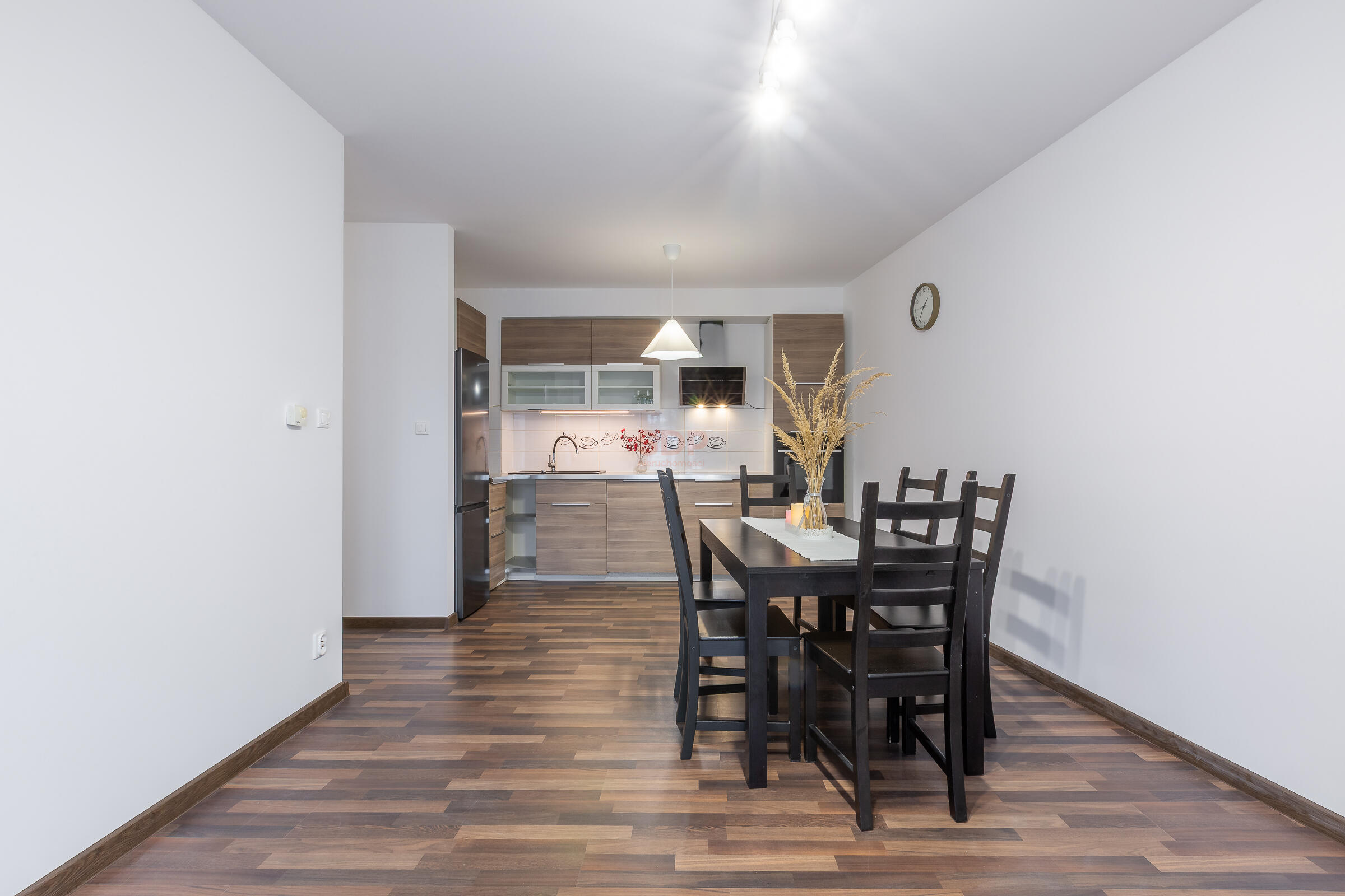 REZERWACJA – 3 pokoje | duży balkon | komórka lok. | miejsce post.-5