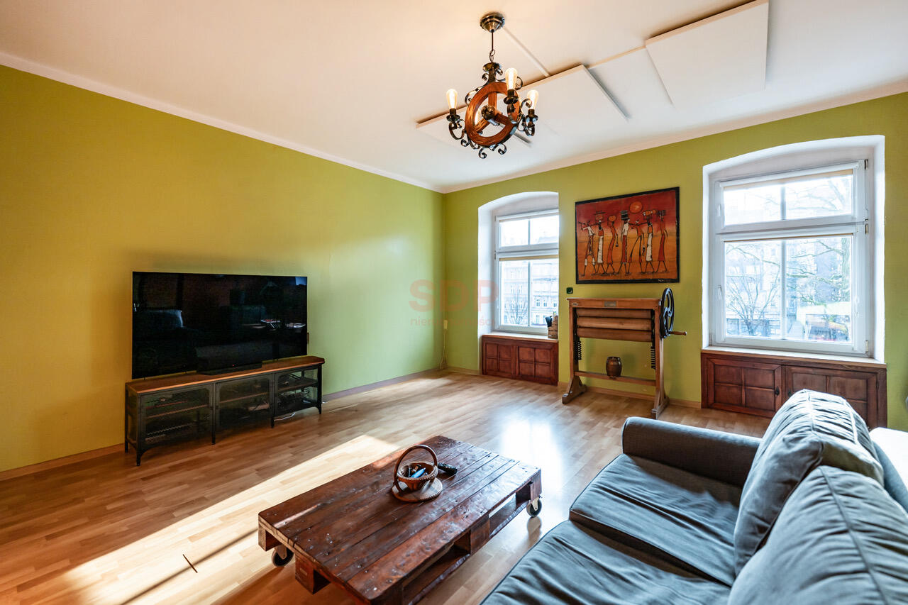 Klimatyczne, przestronne 4 pokoje na Ołbinie, przy parku, blisko Rynku, dla inwestora-2