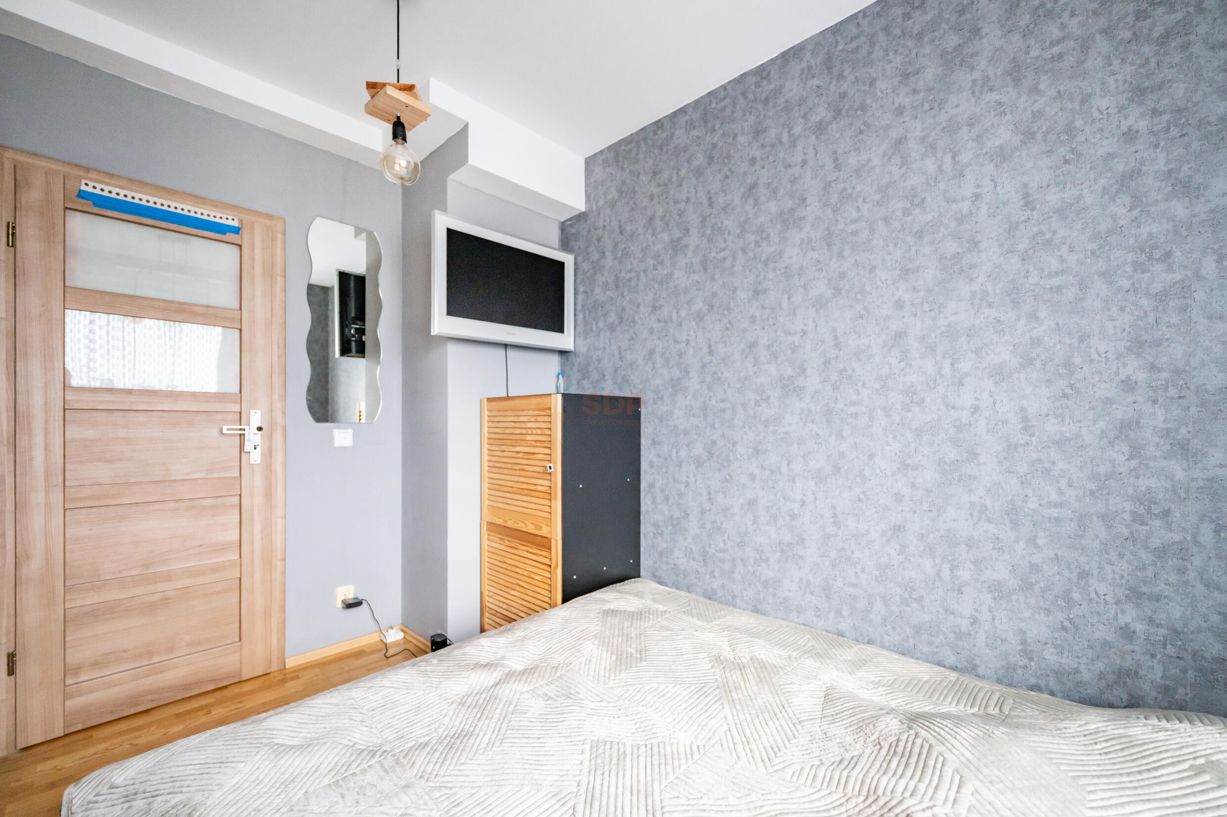 3 pokoje | loggia |miejsce postojowe za szlabnem | widok na Ślęże-9