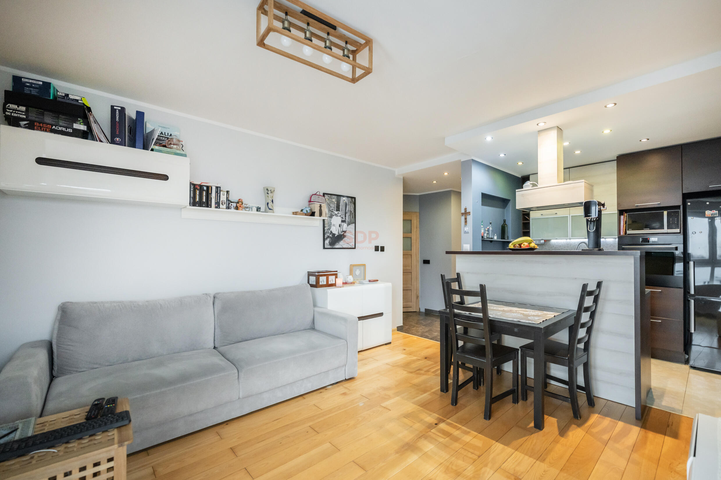 3 pokoje | loggia |miejsce postojowe za szlabnem | widok na Ślęże-3