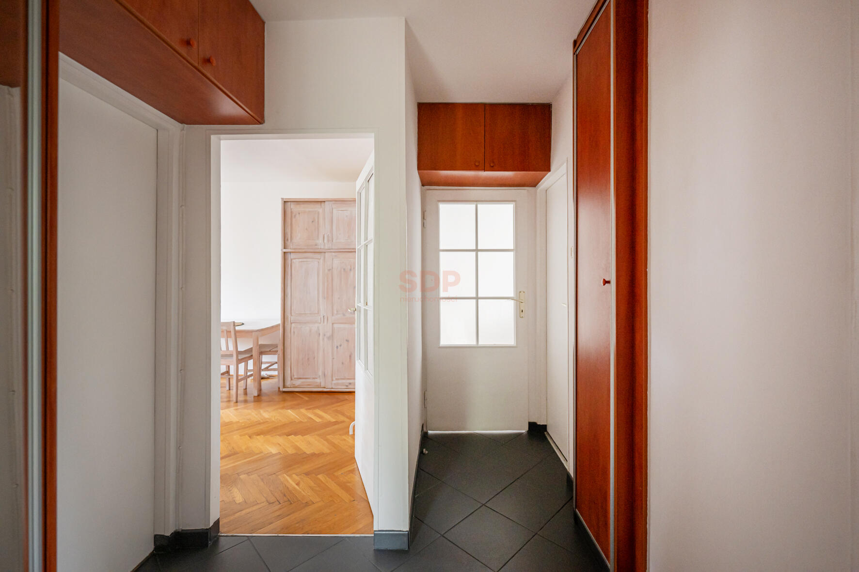 Trzy pokoje w świetnej cenie, top lokalizacja-13