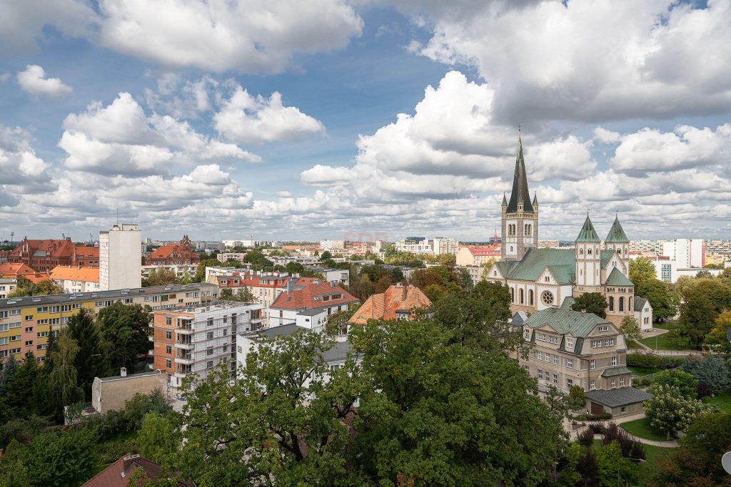 Mieszkanie inwestycyjne obok Ronda Powstańców Śląskich-0