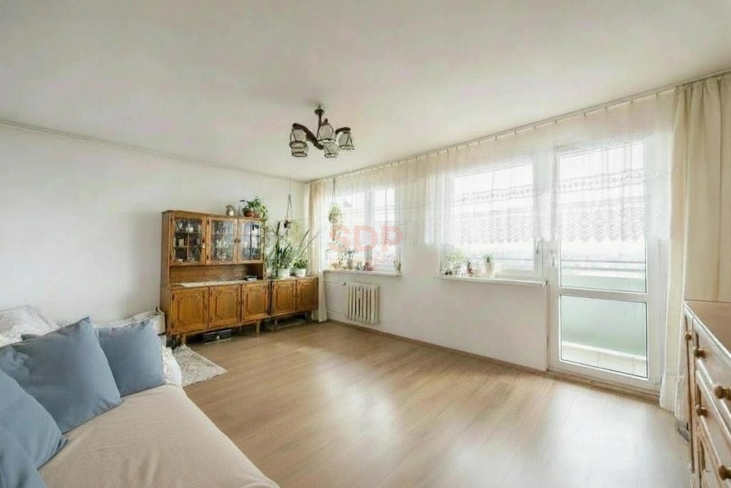 Dwustronne | 3 pokoje | wysokie piętro-0