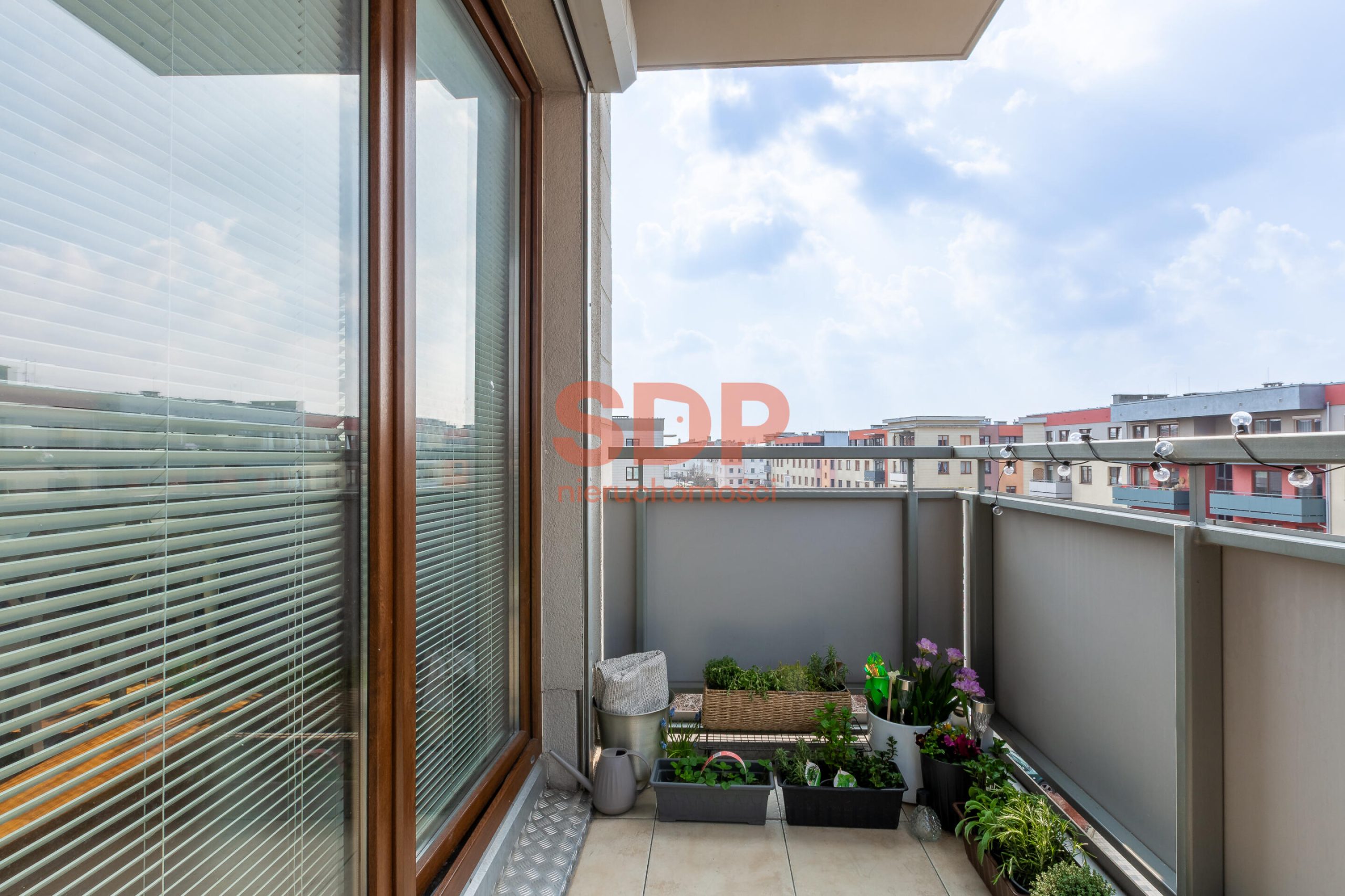 Narożne, klimatyzowane 3 pokoje | Zamknięte osiedle | Komórka 4,6 m²-11