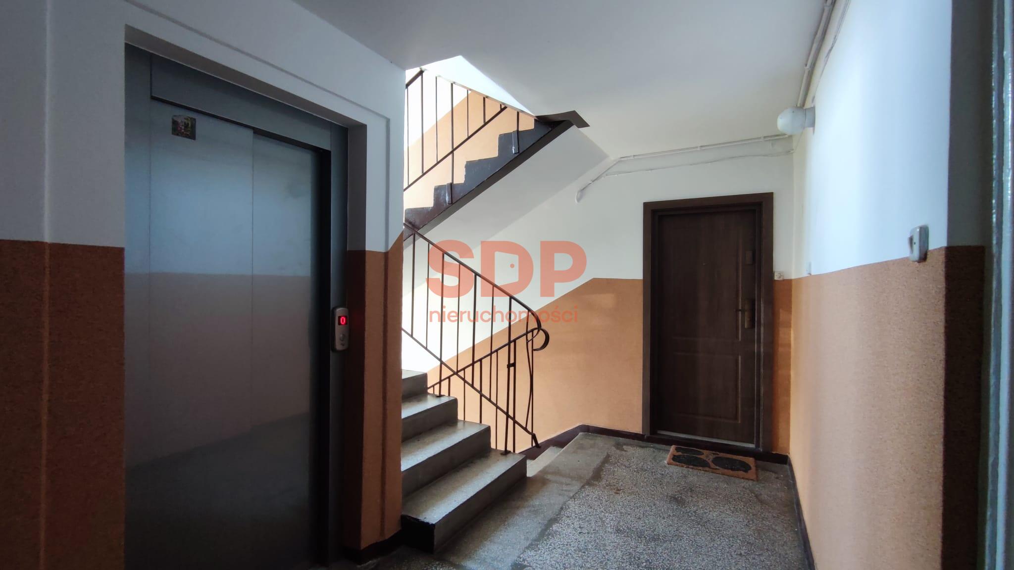 2 pokoje | Rozkładowe | Dwustronne | 1 Piętro | Różanka-13