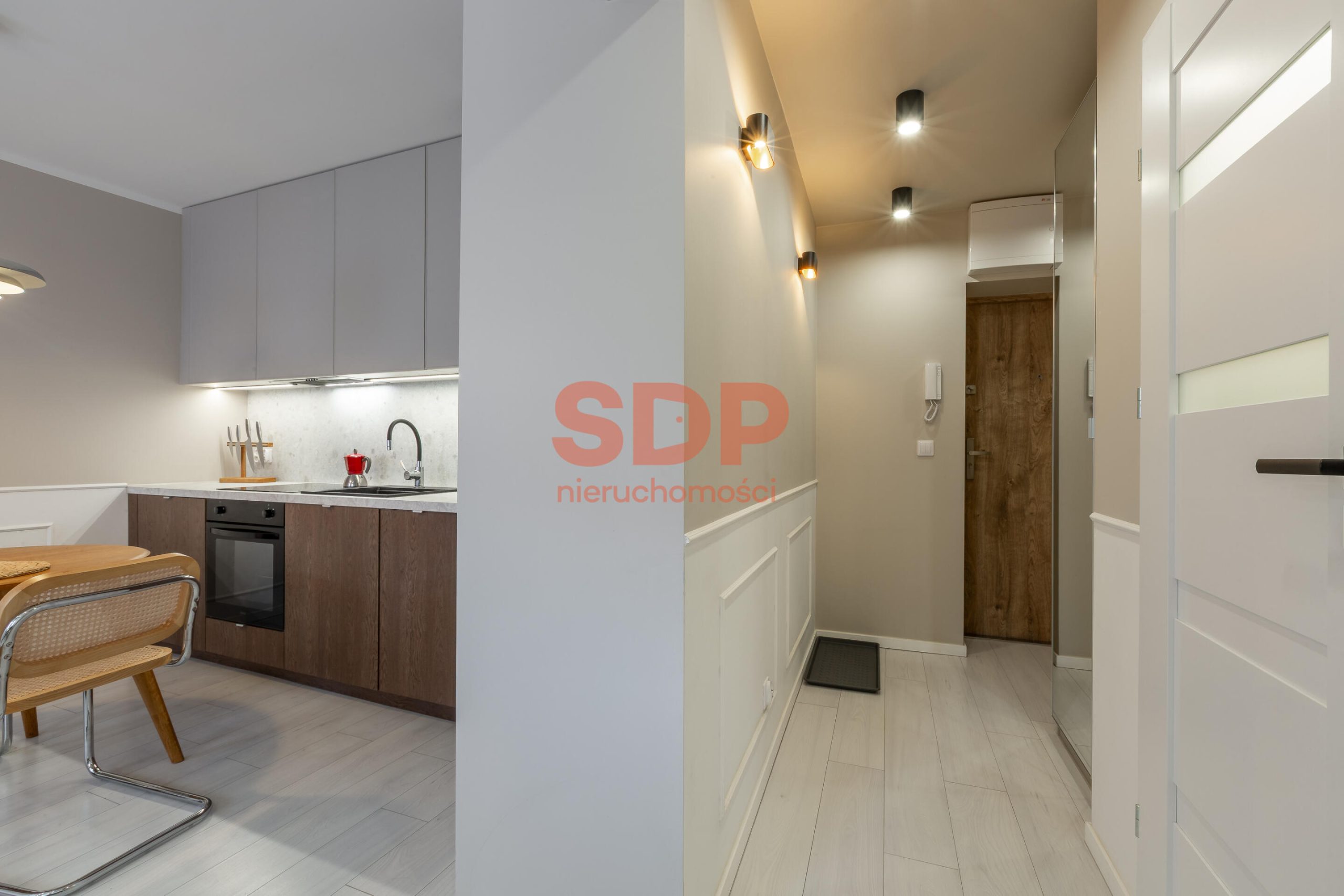 2 pokoje w samym centrum | Gotowe do zamieszkania-10