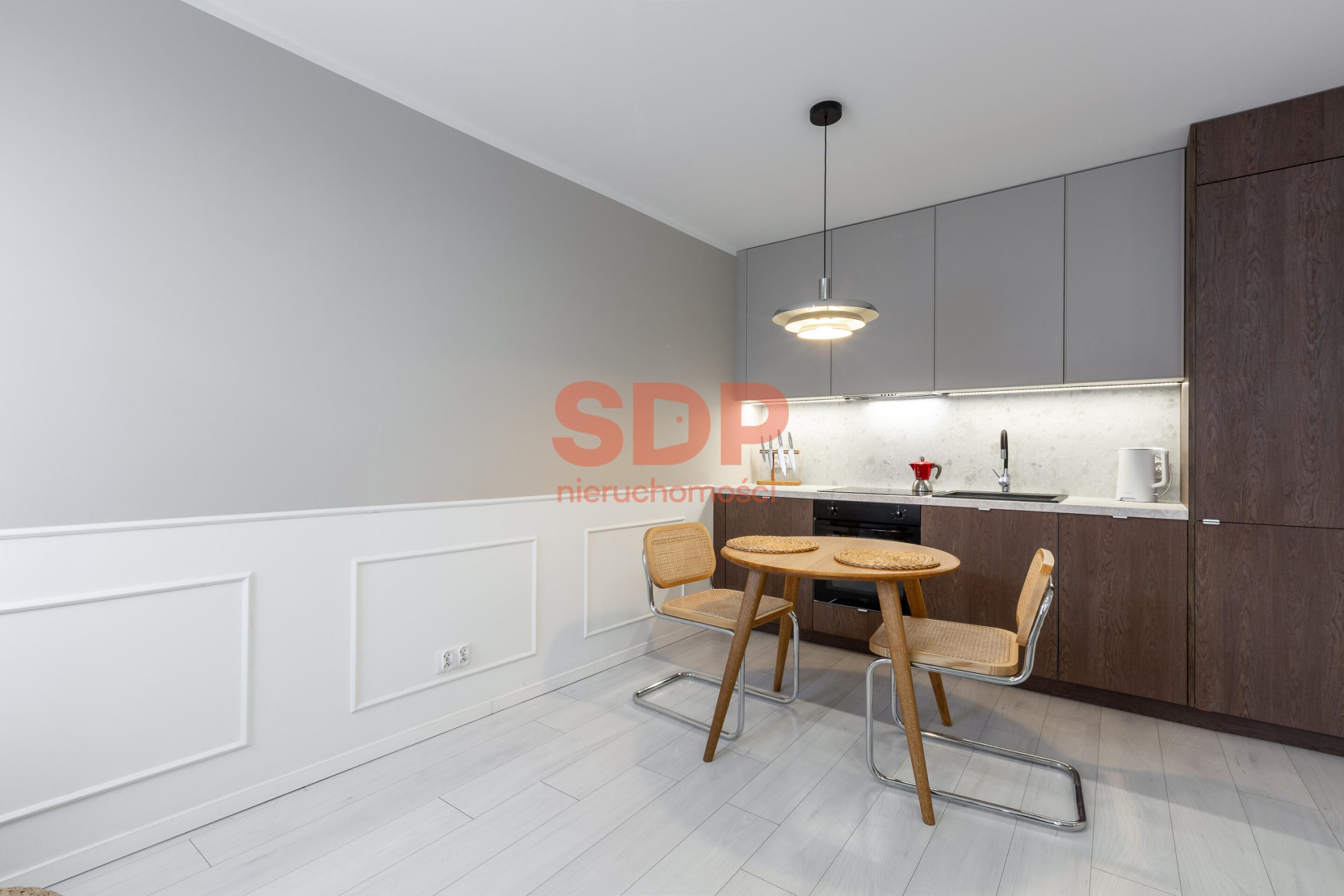 2 pokoje w samym centrum | Gotowe do zamieszkania-4