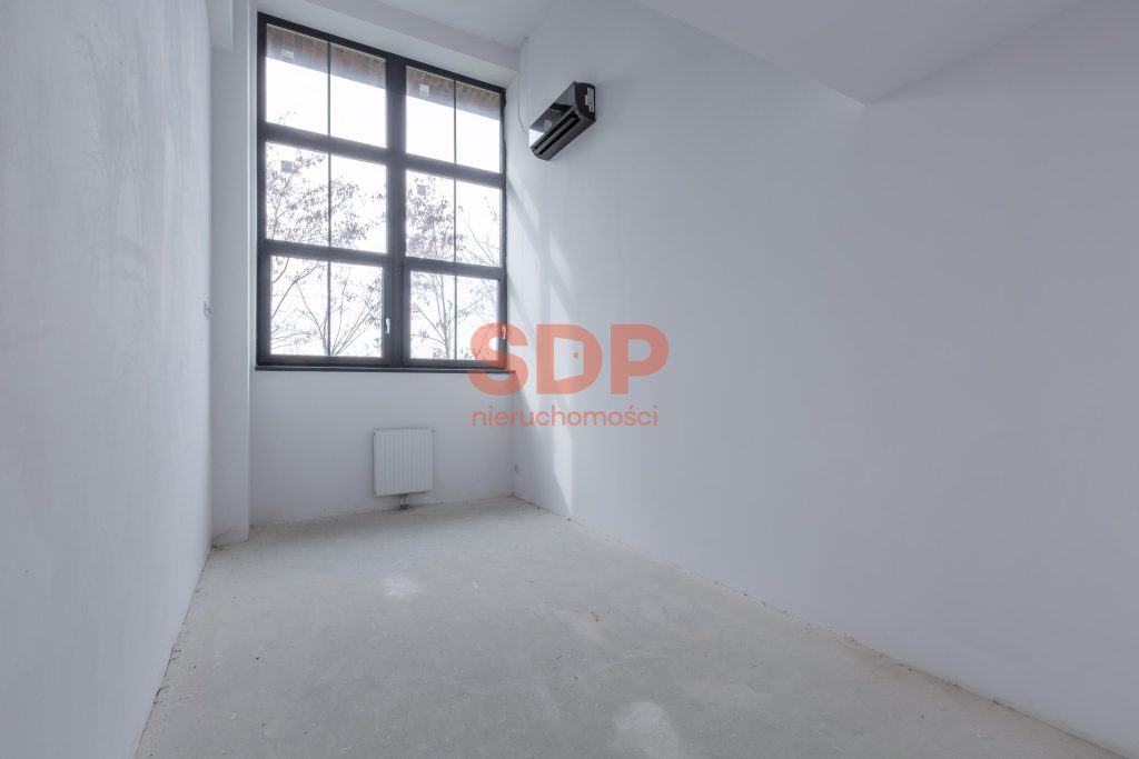 Kawalerka pod inwestycję-0