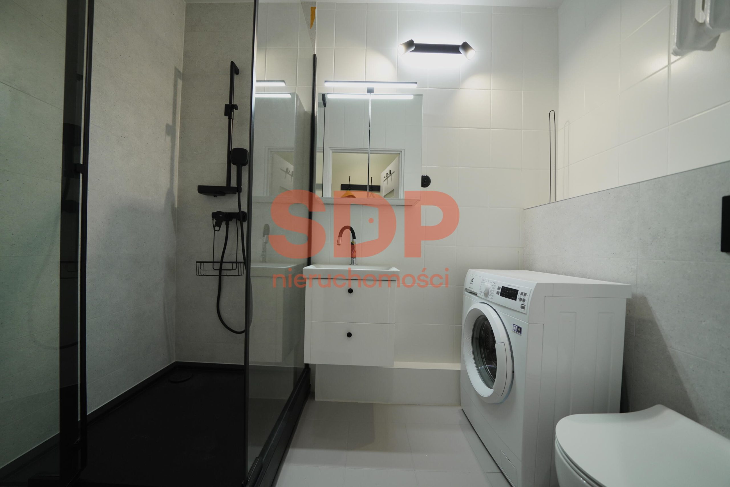 Obok SKY TOWER super widok-4