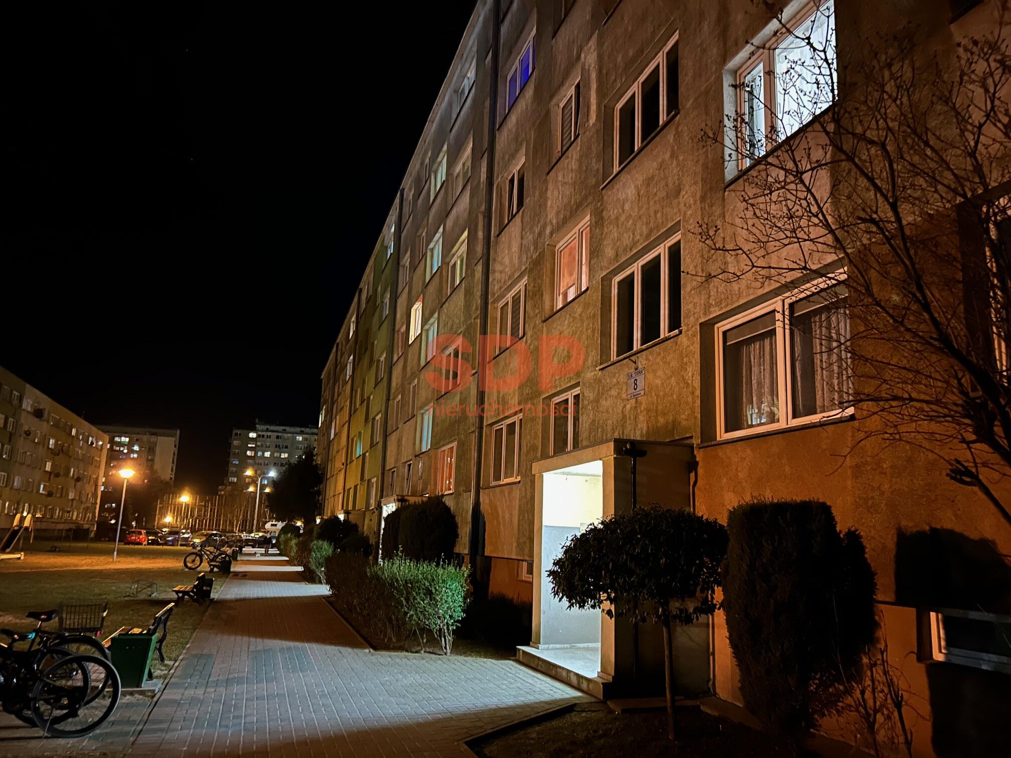 Słoneczne mieszkanie po remoncie – dwa pokoje z kuchnią – 40,70 mkw-4
