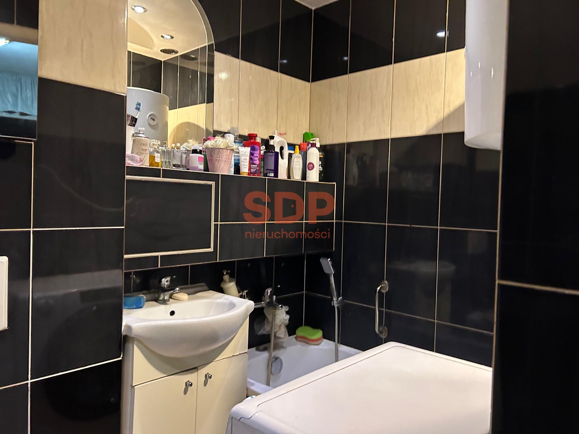Słoneczne mieszkanie po remoncie – dwa pokoje z kuchnią – 40,70 mkw-8