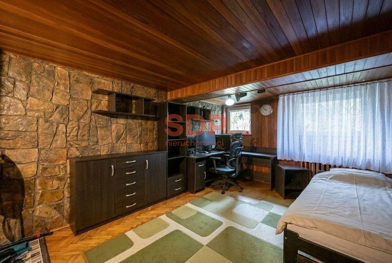 Dom z ogrodem i fotowoltaiką 6 kW | Garaż | Cicha część Wrocławia-17