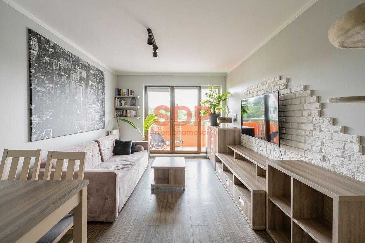 2-stronne mieszkanie, zamykanym garaż, duży balkon-1