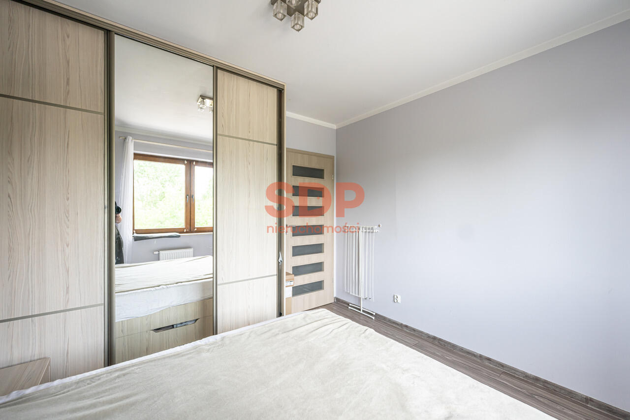2-stronne mieszkanie, zamykanym garaż, duży balkon-6